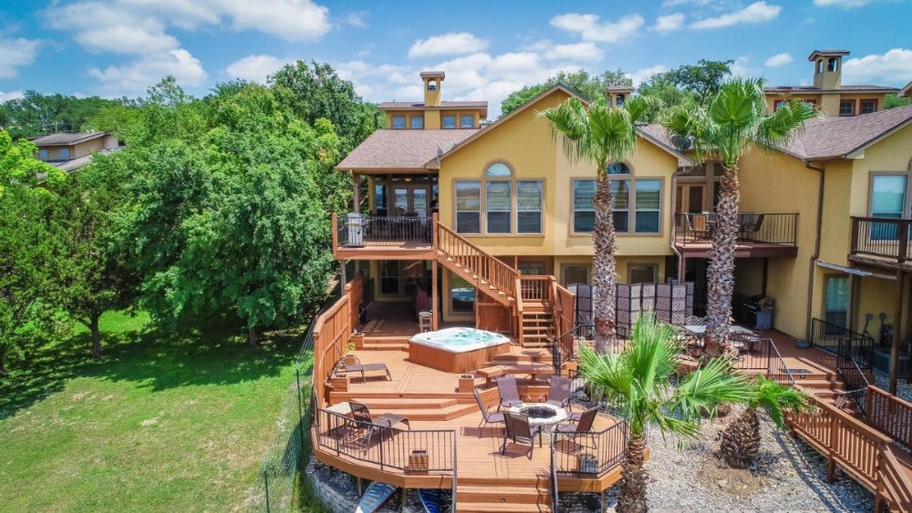 Lakeside Haven Townhouse