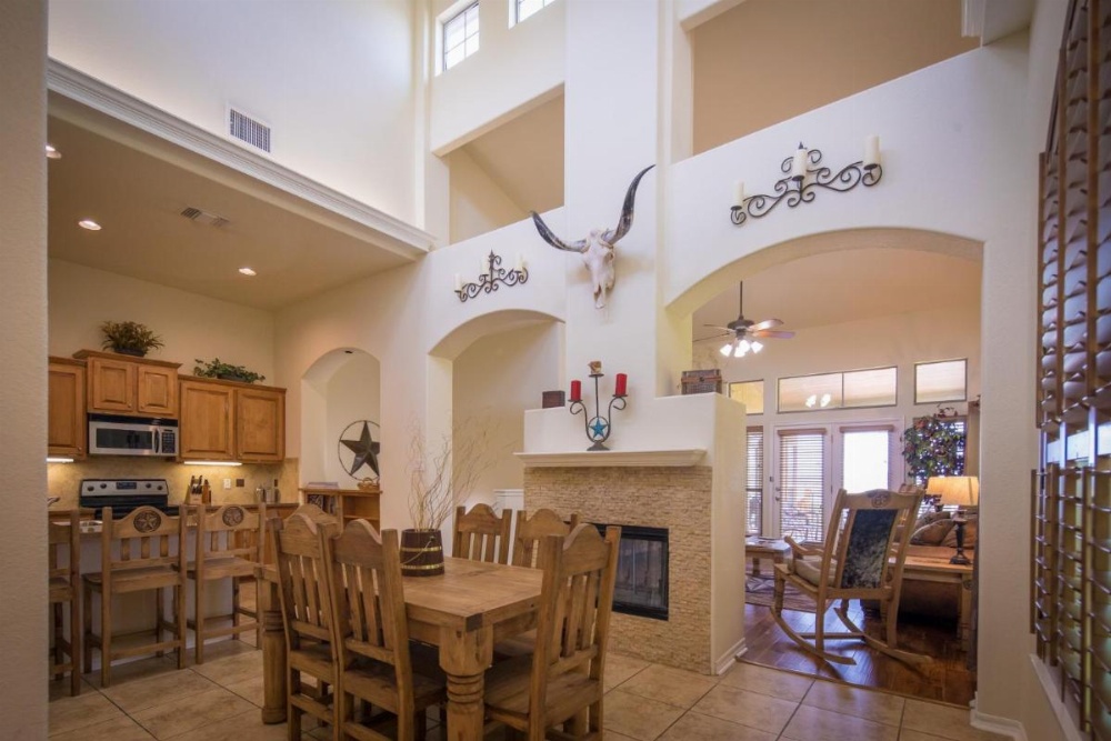 Lakeside Haven Townhouse